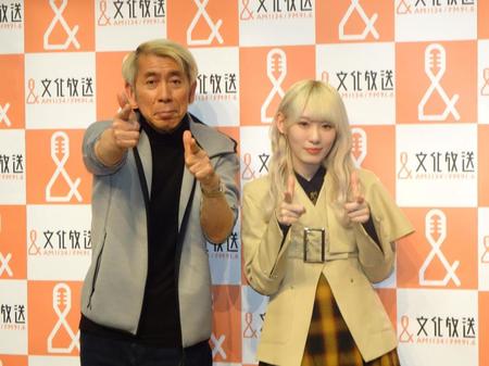 　吉田照美（左）と小池美波＝都内