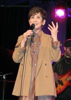 　パワフルな歌声を披露した今陽子
