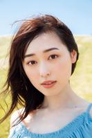 　福原遥のフォトブック「ｇｉｆｔ」より