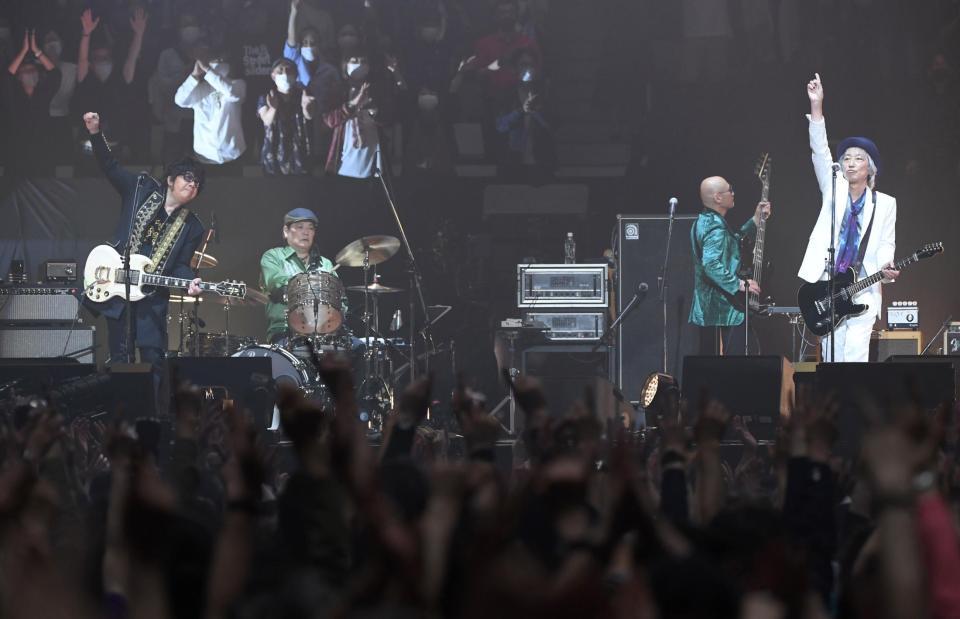 　２２年７カ月ぶりにライブを行ったＴｈｅ　Ｓｔｒｅｅｔ　Ｓｌｉｄｅｒｓ（左から）鈴木将雄、土屋公平、市川洋二、村越弘明（撮影・棚橋慶太）