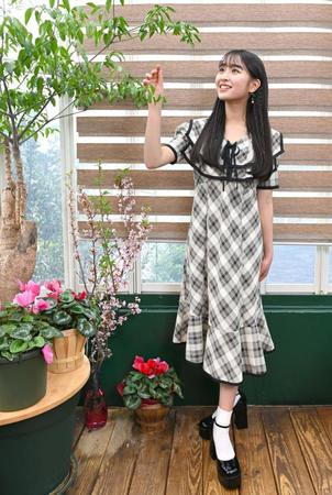 　家族の愛情に感謝する藤岡舞衣（撮影・金田祐二）