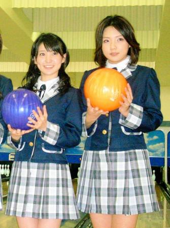 　ＡＫＢ４８時代の大島優子（左）と野呂佳代＝２０１７年１０月撮影