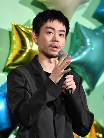 　撮影中のエピソードを語る菅田将暉＝東京・ＴＯＨＯシネマズ六本木ヒルズ（撮影・出月俊成）