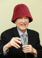 　ＮＨＫの教育番組「できるかな」について語る高見のっぽさん