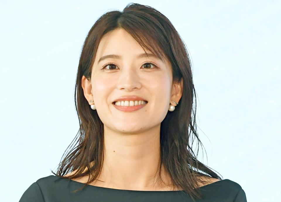 　郡司恭子アナウンサー