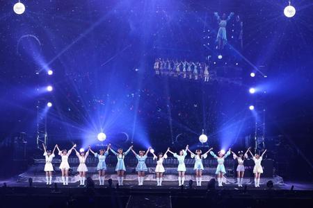 　２度目の武道館公演を行ったＢＥＹＯＯＯＯＯＮＤＳ＝千代田区・日本武道館