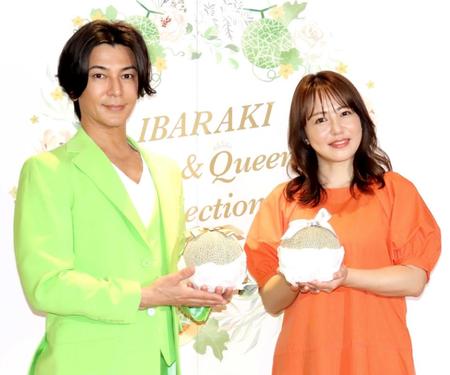 　武田真治（左）と磯山さやか