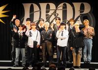 　イベントを行ったＩＮＩの（前列左から）藤牧京介、後藤威尊、西洸人、田島将吾、木村柾哉、（後列左から）高塚大夢、佐野雄大、許豊凡、池﨑理人、尾崎匠海、松田迅