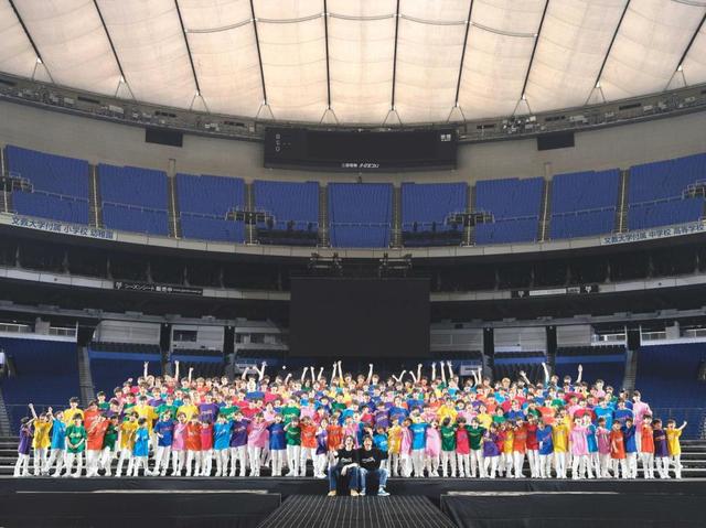 東西ジャニーズJr．大集合 28歳から6歳まで総勢約200人！23