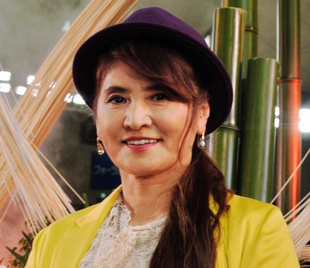 志穂美悦子67歳 「長渕剛より強いかも」の声！頭超える