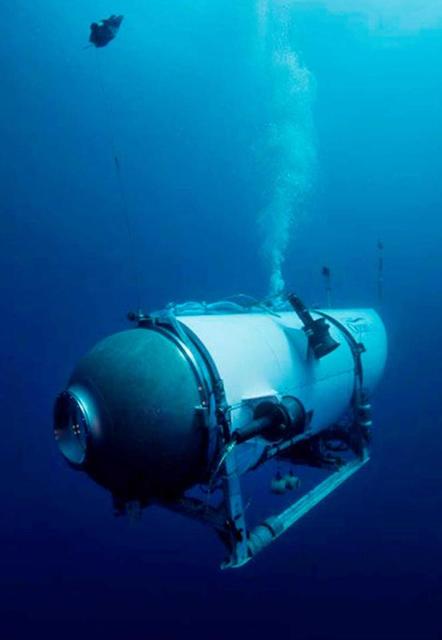 タイタニック見学海中ツアーで5人不明 潜水艦と連絡取れず パキスタン
