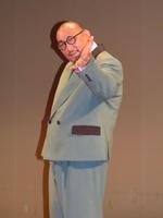 　独演会を行った街裏ぴんく