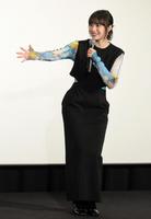 　舞台あいさつを行った広瀬すず