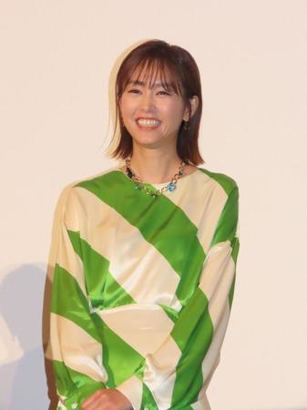 　舞台あいさつに出席した桐谷美玲