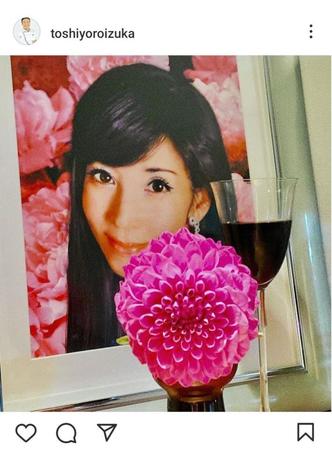 　鎧塚俊彦氏のインスタグラム（ｔｏｓｈｉｙｏｒｏｉｚｕｋａ）より