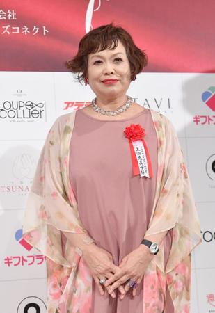 　「プラチナエイジ授賞式」に登場した上沼恵美子（撮影・佐々木彰尚）