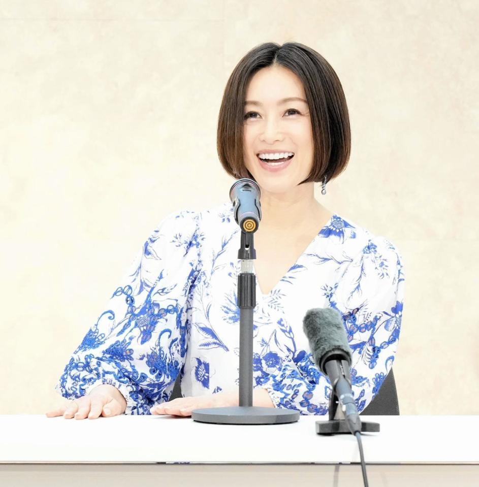 酒井法子「ドキドキしている♥」公式チャンネル開設 ７・１３から月１回の生配信予定/芸能/デイリースポーツ online