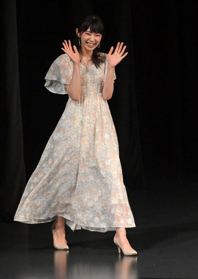 　オープニングで登場する檜山沙耶キャスター（撮影・西岡正）