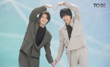 　平野紫耀（左）と神宮寺勇太＝ＴＯＢＥ公式ＹｏｕＴｕｂｅより（７日）