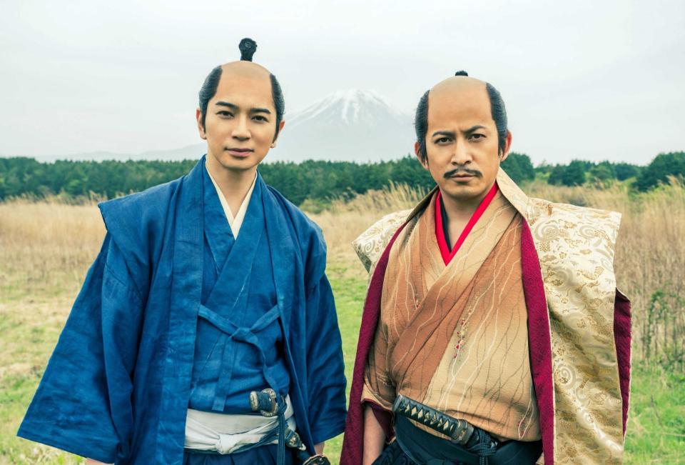 　静岡ロケを終え、今後の見どころを語る松本潤（左）と岡田准一