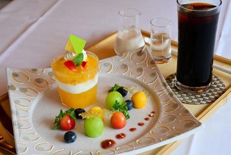 藤井聡太王位がおやつで選んだササラオレンジとフルーツ、アイスコーヒー