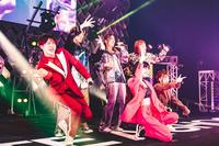 　気迫パフォーマンスで沸かせたＢｉＴＥ　Ａ　ＳＨＯＣＫ。（前列左から）ＲＹＵＵＳＥｉ、ＨＡＮＡＮＯ、ＳＡＯＲｉ、（後列同）ＨＡＲＵＴＯ、ＭＡＨｉＴＯ、ＲｉＮＡ