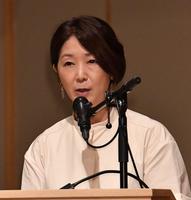 　いのうえ歌舞伎「天號星」の製作発表で司会を務める中井美穂アナウンサー（撮影・佐々木彰尚）