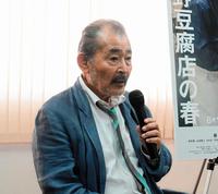 　取材会に出席した藤竜也