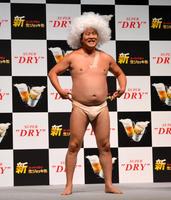 　「安心してください！履いてますよ！」と堂々としたとにかく明るい安村