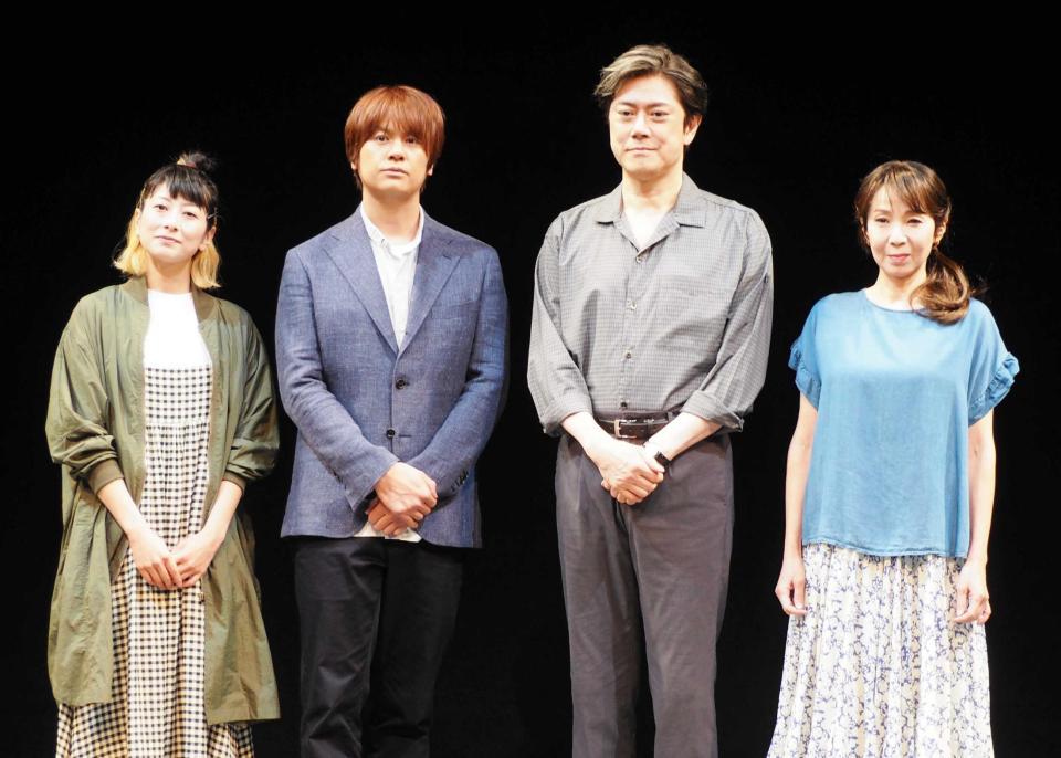 　（左から）大塚千弘、浦井健治、山口祐一郎、保坂知寿