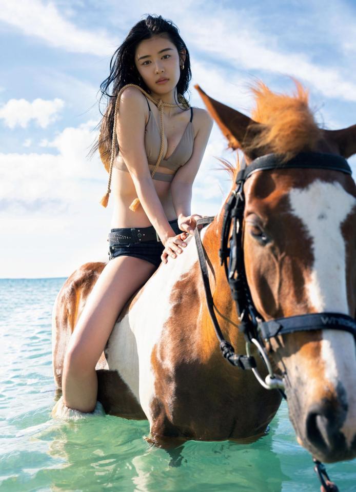 　初写真集を発売する古畑星夏