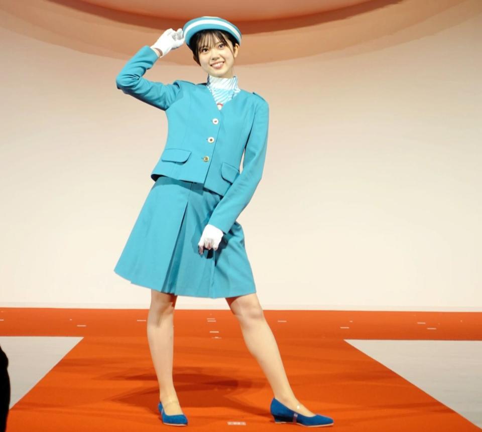 　ＥＸＰＯ’７０ユニフォームファッションショーに登場したＮＭＢ４８・坂下真心