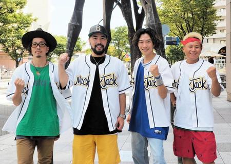 　レゲエグループ「ＭＡＣＫ　ＪＡＣＫ」（左から）アリ、ミッチェル、チャイ、ジャガシー