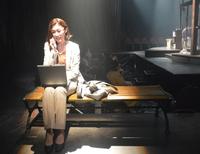 　公開通し稽古を行った原幹恵