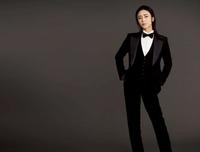 　最新アルバムでニュービジュアルを解禁した氷川きよし