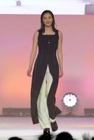 　プレゼンターとして登場した広瀬すず（撮影・伊藤笙子）