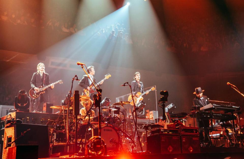 　ツアーのファイナル公演を行った男闘呼組©ＡＫＩ　ＳＡＮＴＩＮ