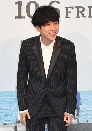 　映画「アナログ」のイベントに登場した二宮和也（撮影・佐々木彰尚）