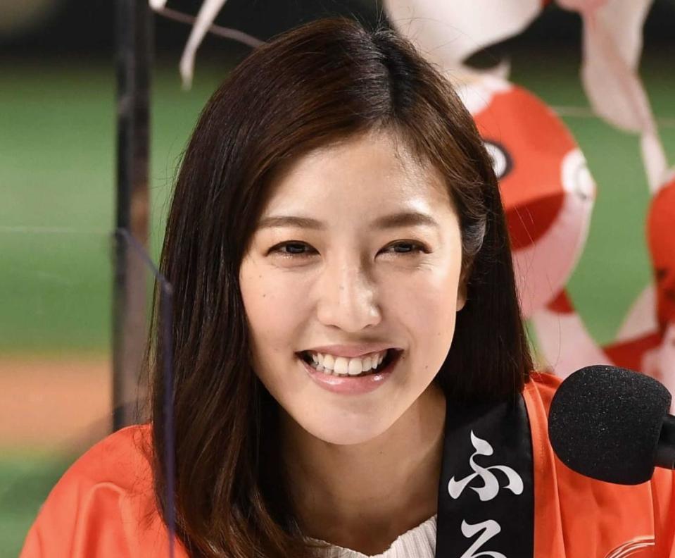 　小澤陽子アナウンサー