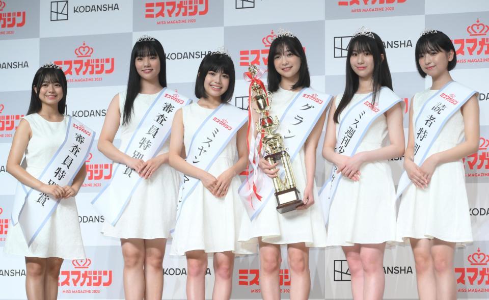 イベントに登場した（左から）加藤綾乃、吉井しえる、松田実桜、グランプリを受賞した今森茉耶、西尾希実、一ノ瀬瑠菜（撮影・堀内翔）