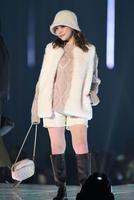 　村重杏奈（撮影・三好信也）