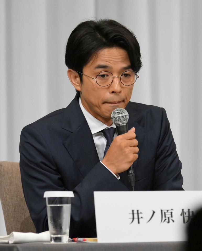 　会見でジャニー喜多川氏の性加害問題について語る井ノ原快彦（撮影・伊藤笙子）