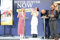 　モンスターを倒せず悔しがる（左から）後藤真希、石田ニコル、鬼越トマホークの坂井良多と金ちゃん（撮影・吉澤敬太）