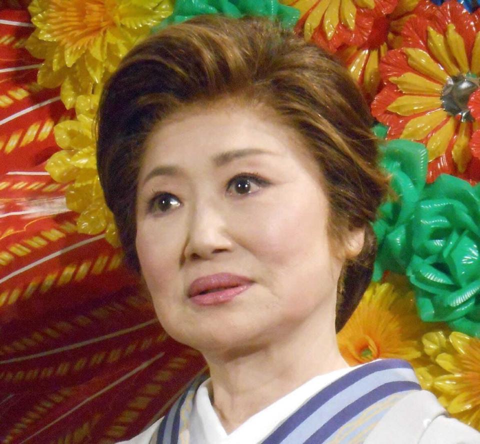 　浜木綿子