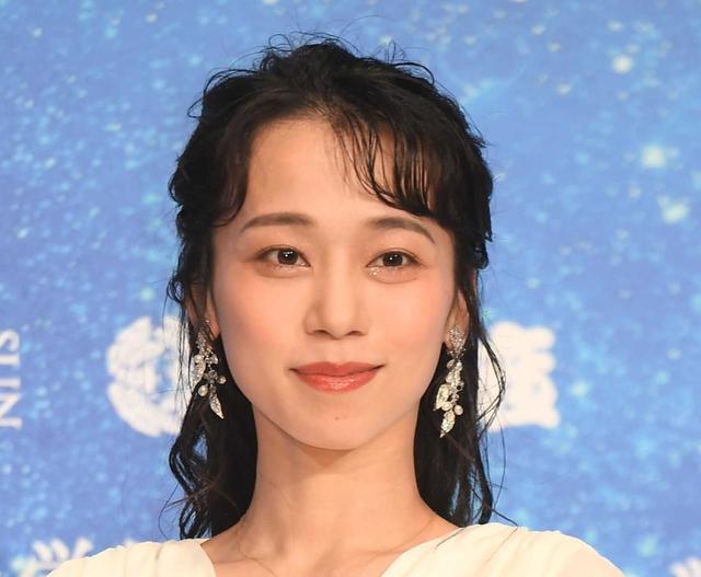 元宝塚トップ娘役・真彩希帆　宝塚の演出家・生田大和氏と結婚「彼はいつも真心と優しさで包んでくれた」