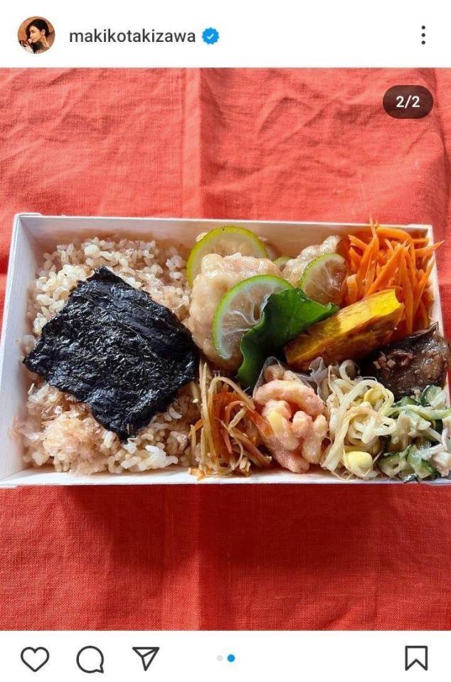 　滝沢眞規子のインスタグラム＠ｍａｋｉｋｏｔａｋｉｚａｗａより