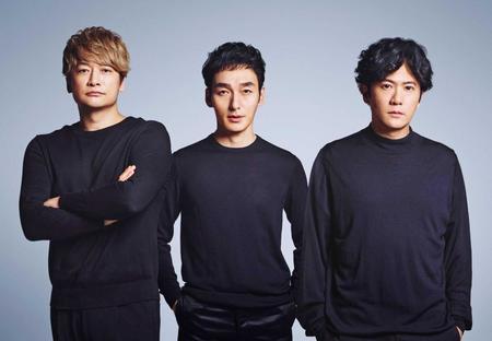 　来年１月のイベント開催を発表した「新しい地図」の（左から）香取慎吾、草彅剛、稲垣吾郎