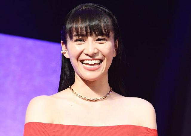 激痩せ」あ～ちゃん メリハリ際立つ無駄なしライン最強 Ｐｅｒｆｕｍｅ３ショでも変貌すご「エレガント」「素敵」/芸能/デイリースポーツ online