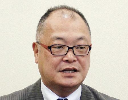 　子守康範氏