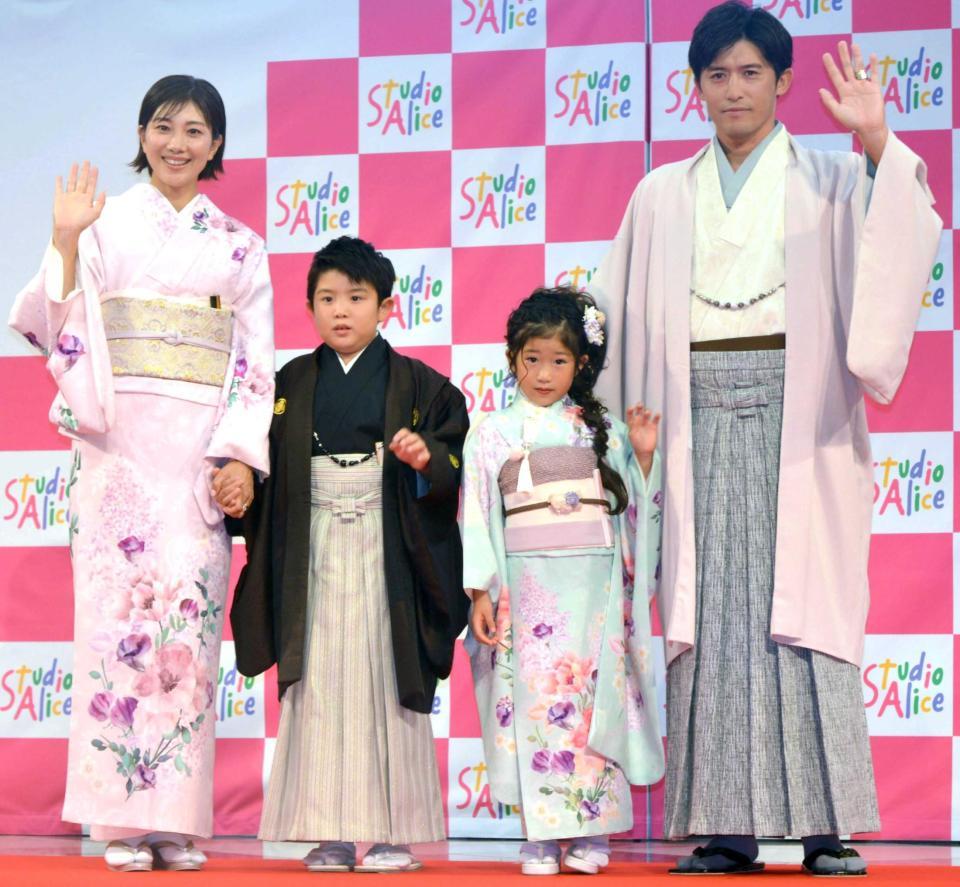 潮田玲子 元Jリーガー・増嶋竜也氏ら家族4人で初イベント 子供